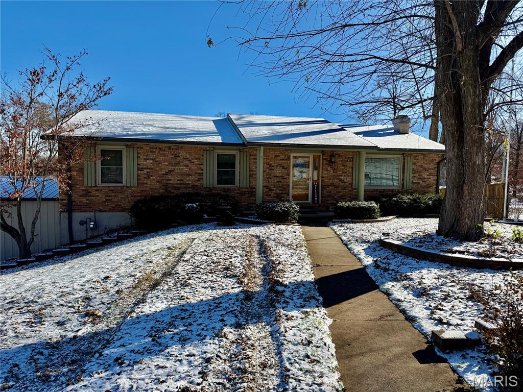 83 Heritage Road