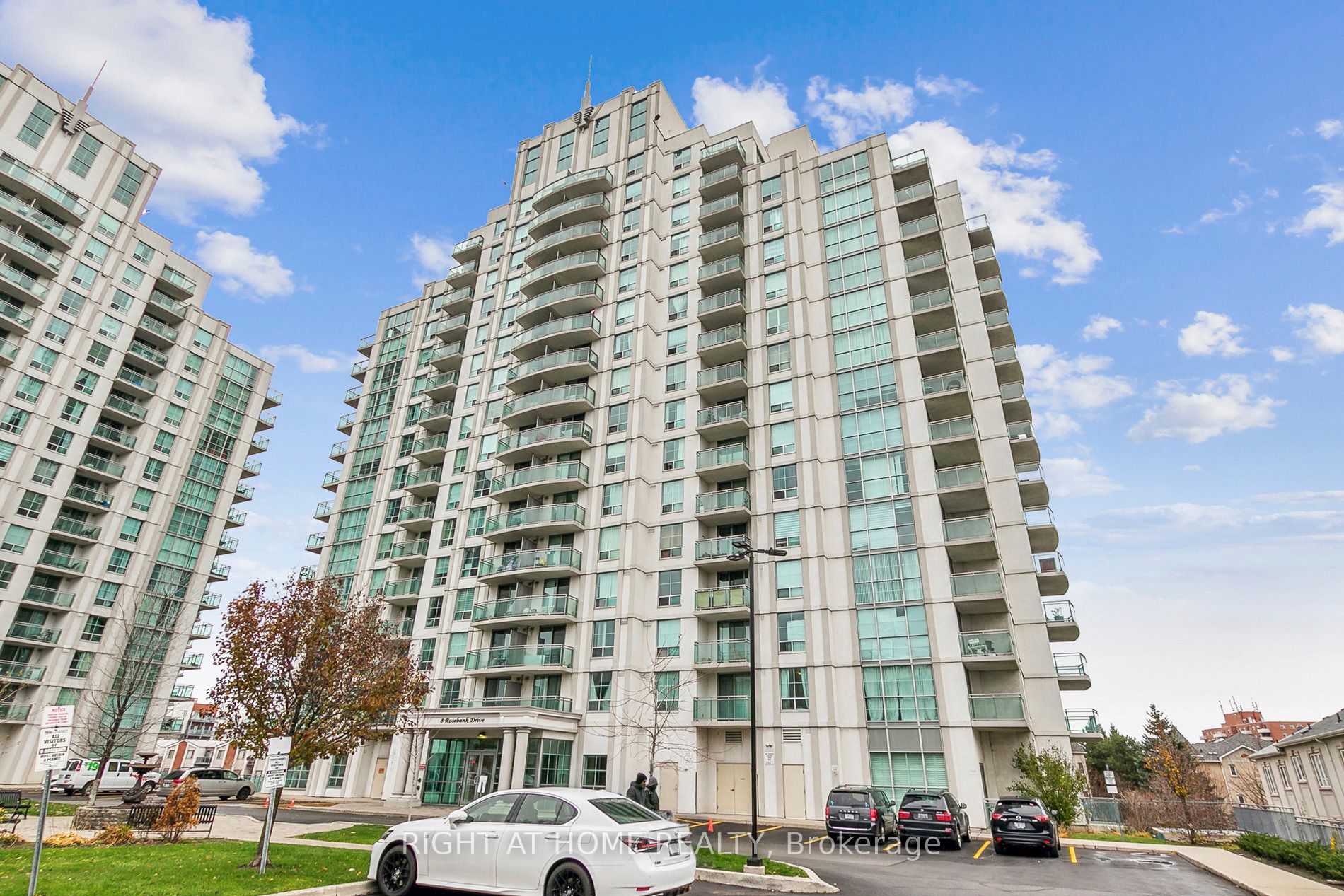8 Rosebank Dr 17K