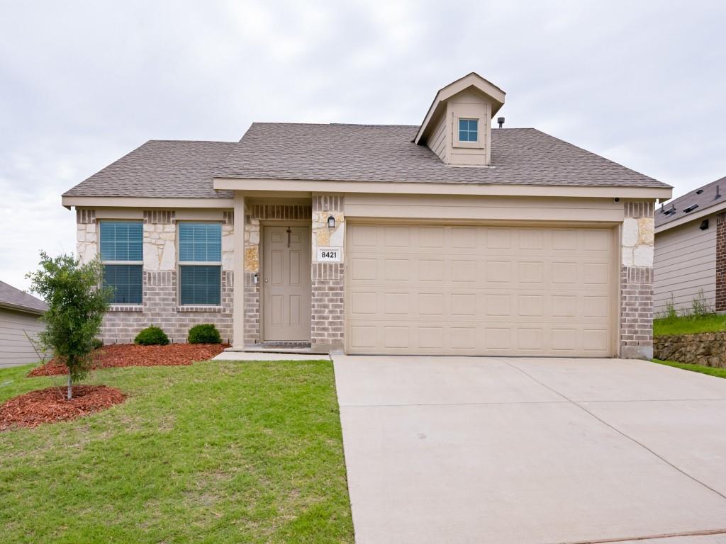 Lovely one owner home in Primrose Crossing, immaculately kept, 100% move in ready and perfectly priced for the first time home buyer! Easy care ceramic tile floors greet your arrival and lead directly to the gourmet kitchen at the heart of the home, featuring gleaming quartz countertops, an abundance of beautifully stained cabinets and a pantry to delight the family chef! Opening across the spacious breakfast bar is the oversized dining area and inviting family room featuring lots of sunlight and ample space for family gatherings at your house. Split primary suite features a large walk in closet and ensuite bath with beautifully tiled tub-shower! Oversized secondary bedrooms share a hall bath and provide plenty of room for your growing family needs. The huge backyard provides plenty of room for the kids to run and play or for those Sunday afternoon backyard BBQs!