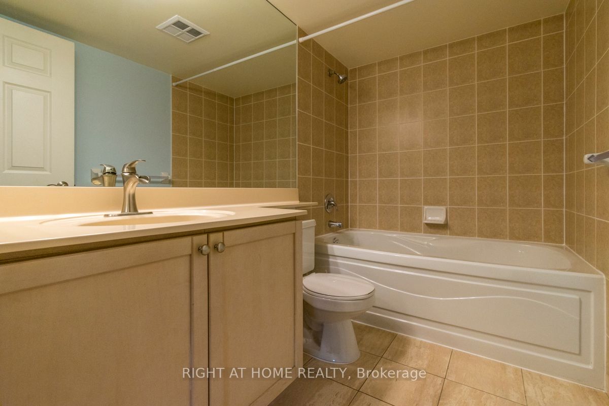 80 Harrison Garden Blvd 316