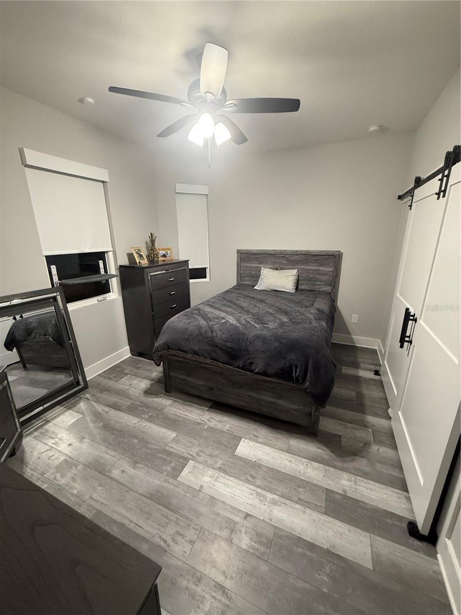 2308 W Saint Louis Street 1/2