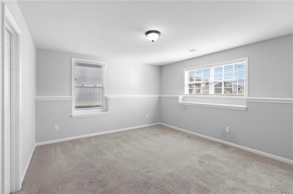 6720 N Cypress Avenue