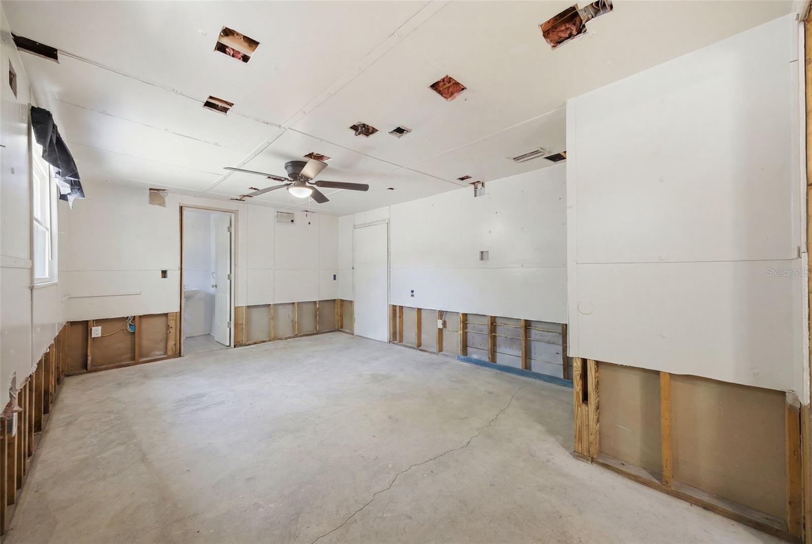 11410 Thomas Road