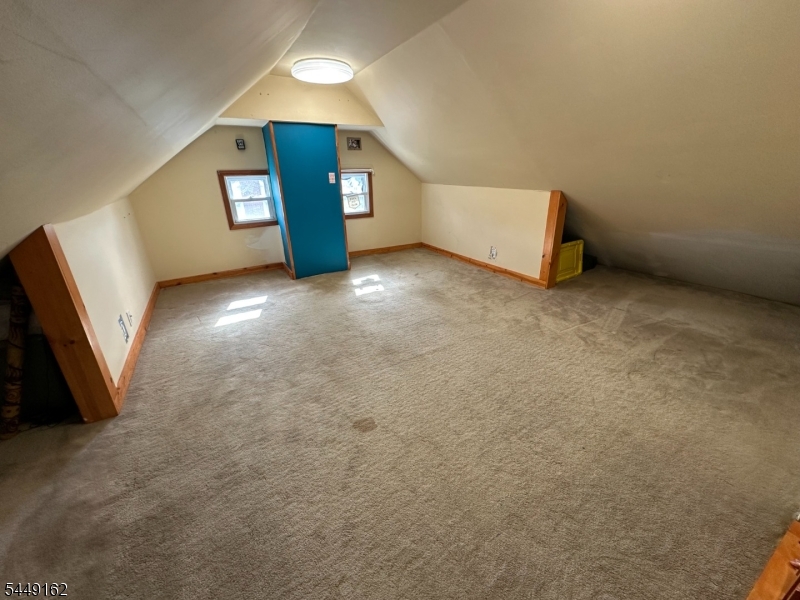 17 N Lincoln Ave — photo 13 of 15