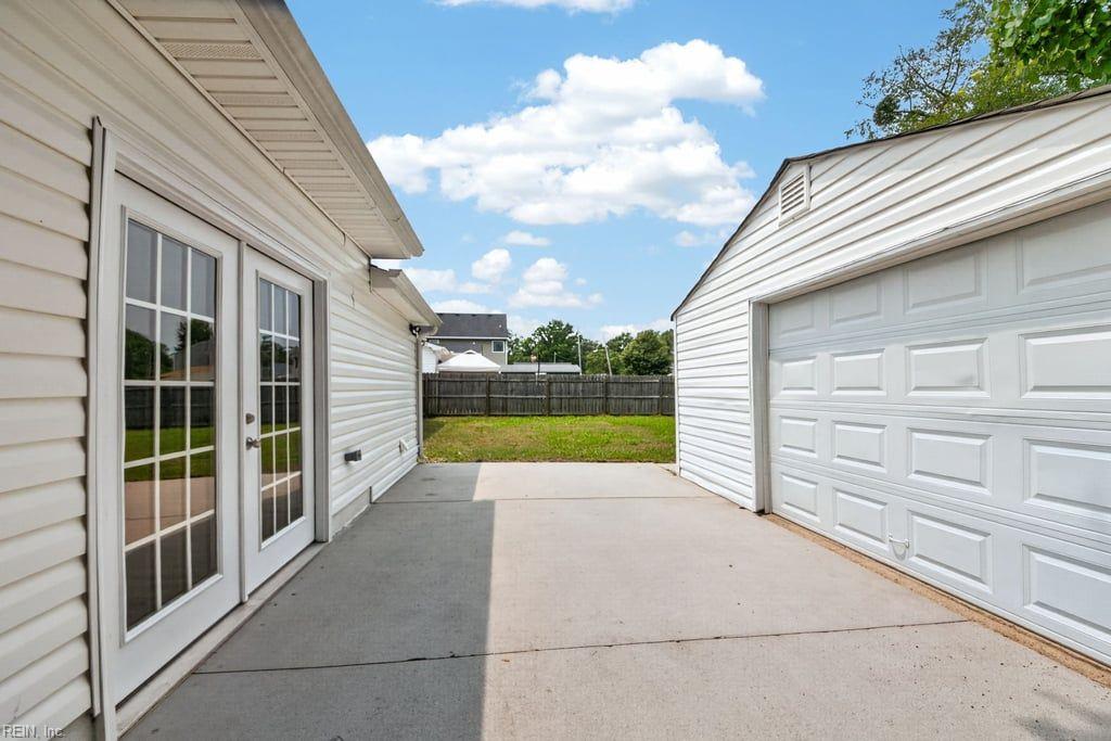 566 River Creek Road