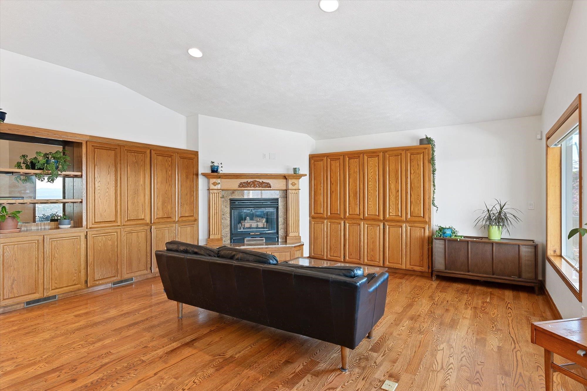 8720 E Woodland Park Dr