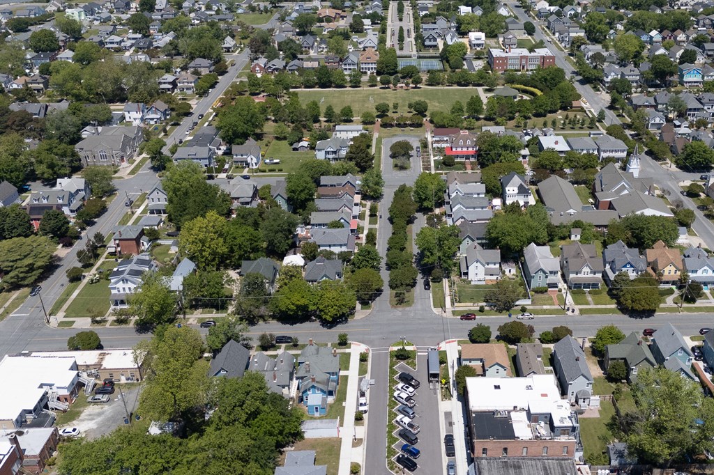 340 Randolph Ave 604