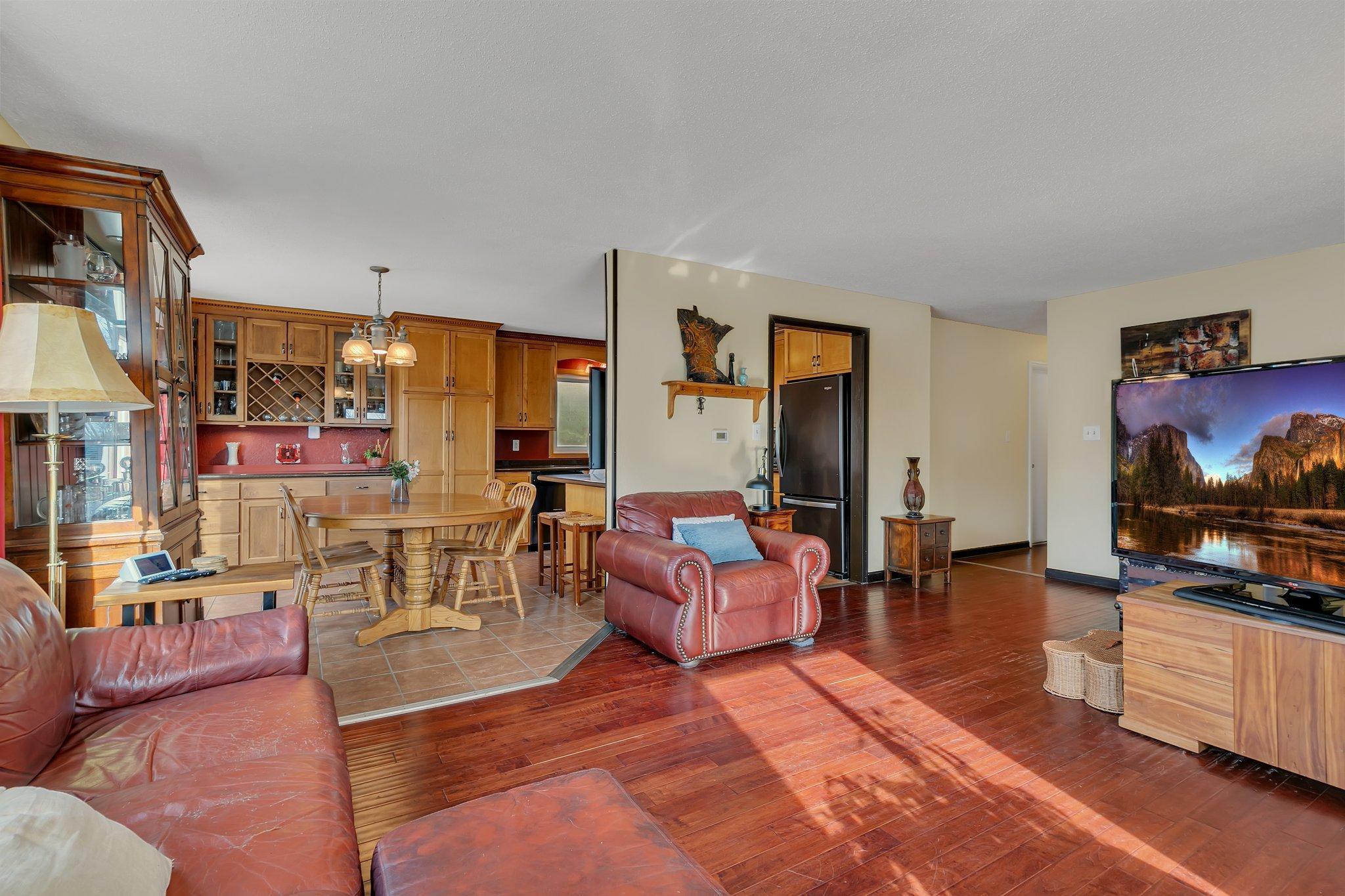 2922 Monroe Place