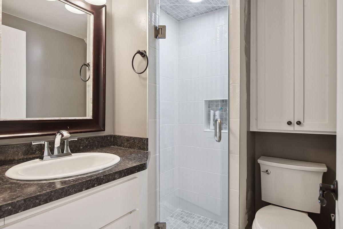 25640 Sunnyvale Lane