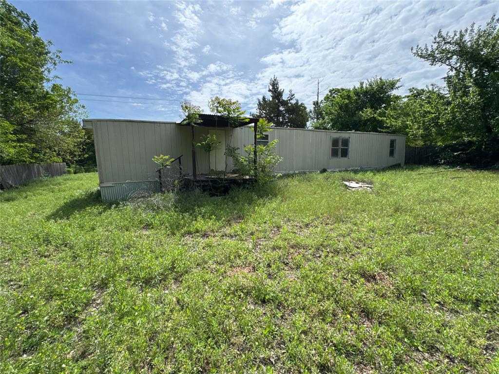 4805 N Post Road