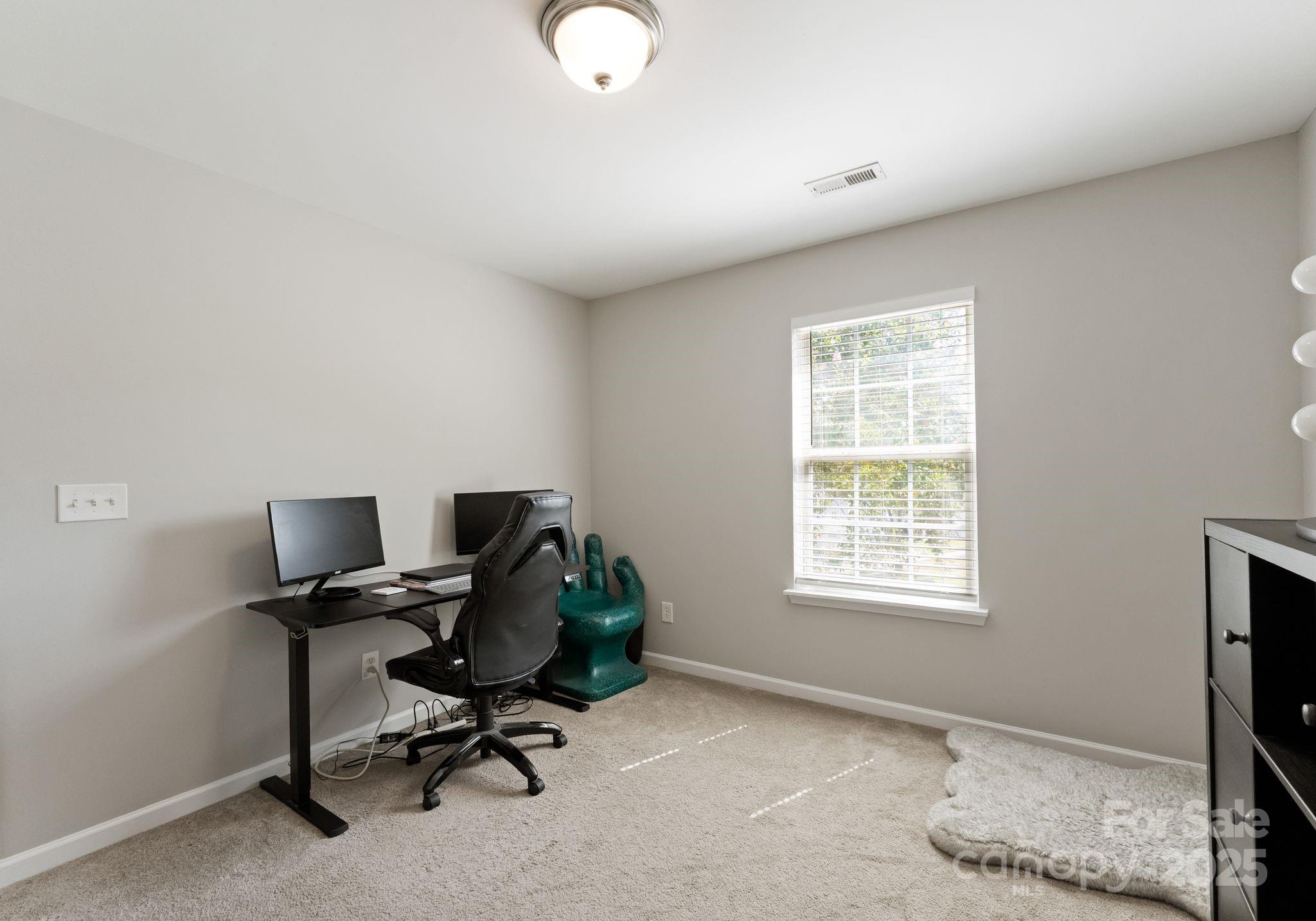 13635 Singleleaf Lane