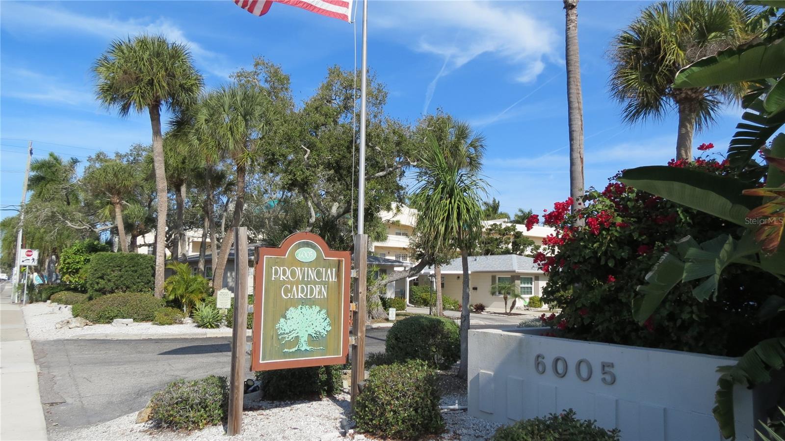 6005 Midnight Pass Road N4