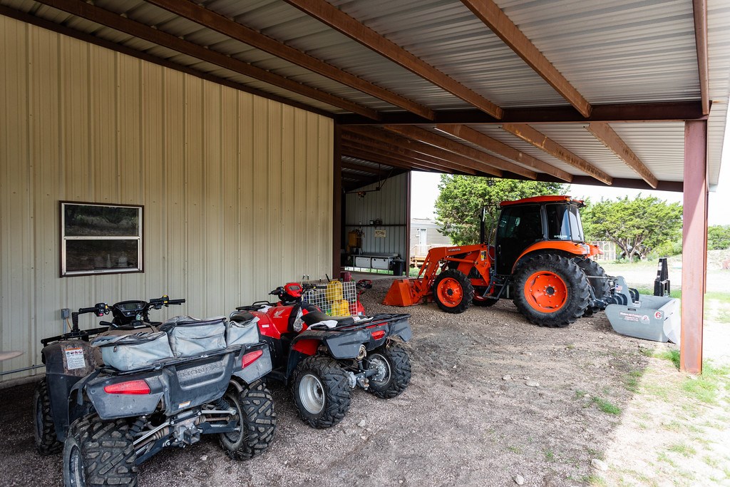 101 NE Big Draw Drive