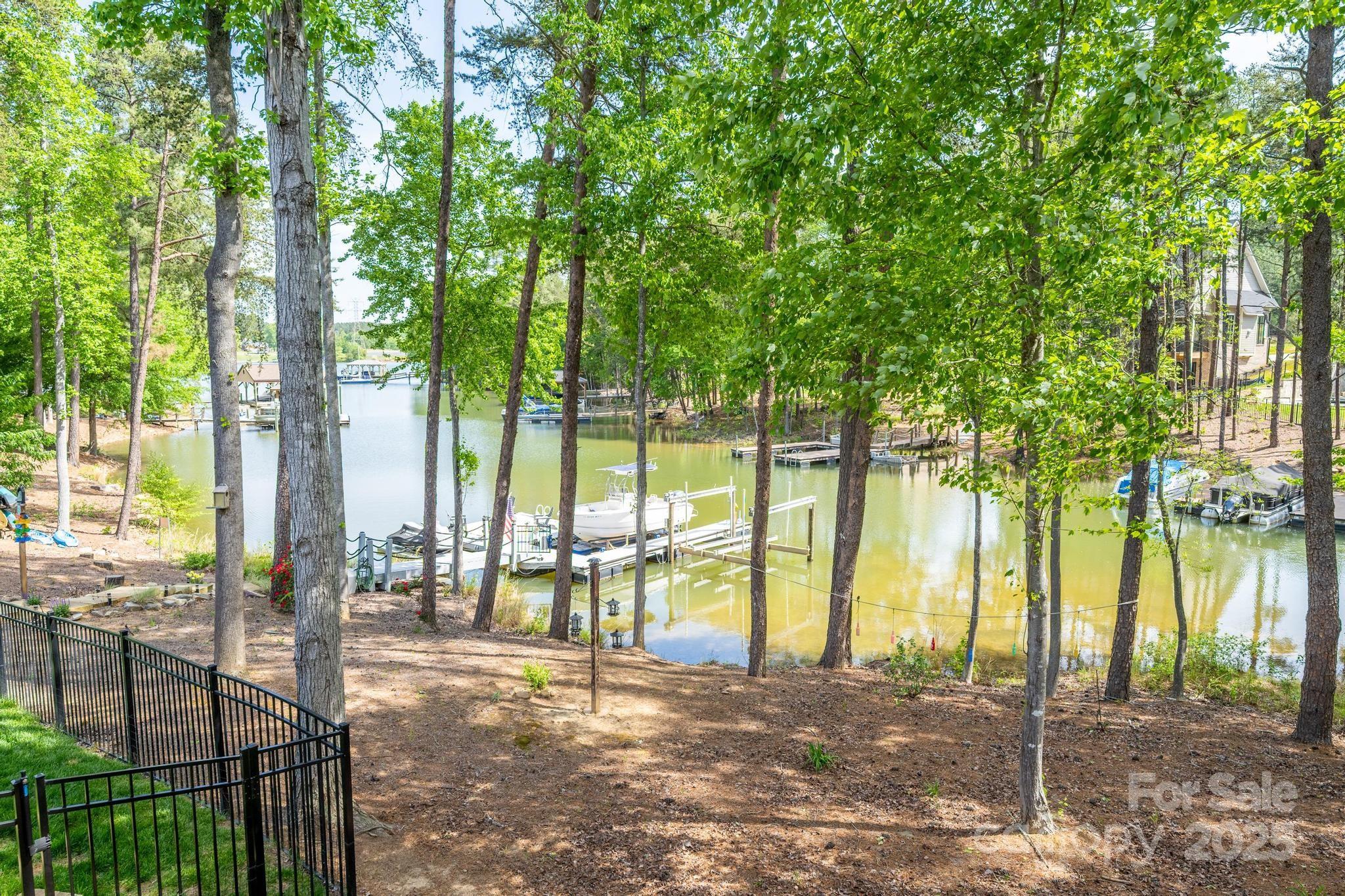 3992 Blue Dory Lane