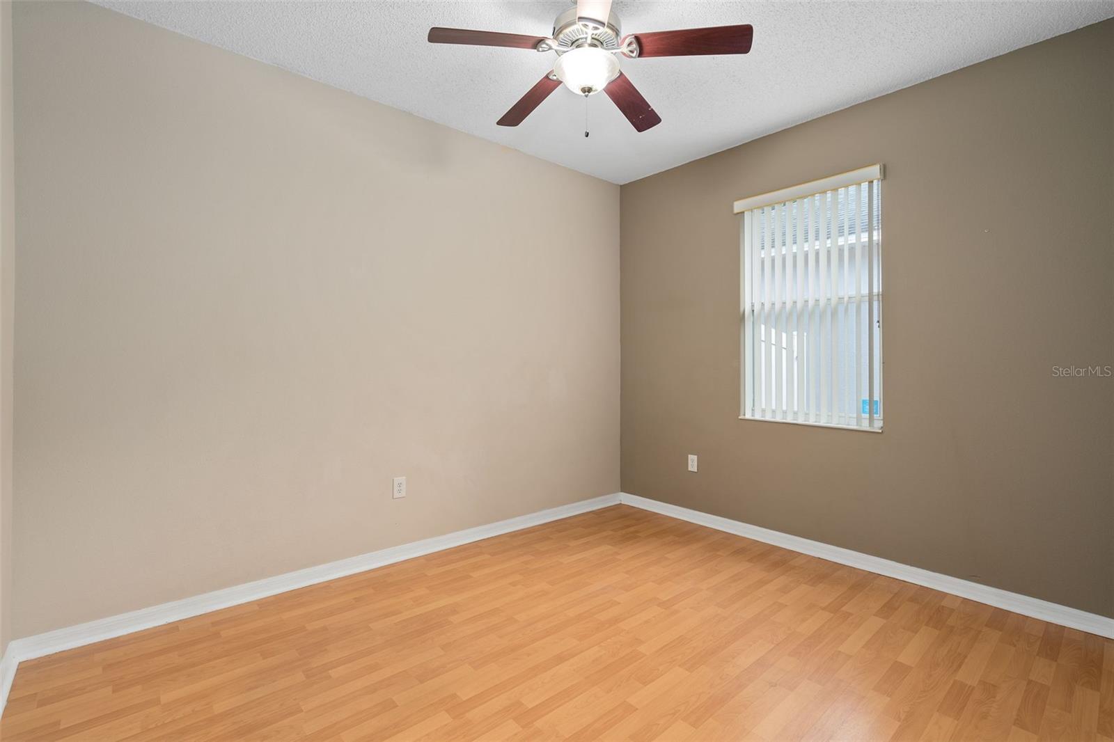 9985 Shadow Creek Dr