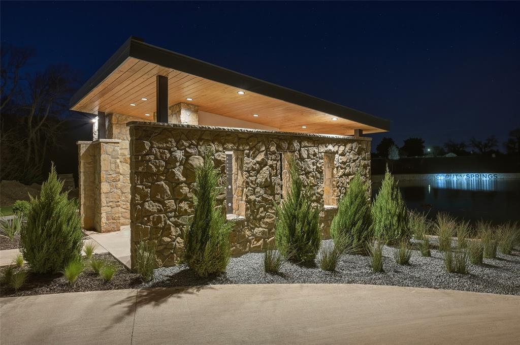 1216 Buck Trail