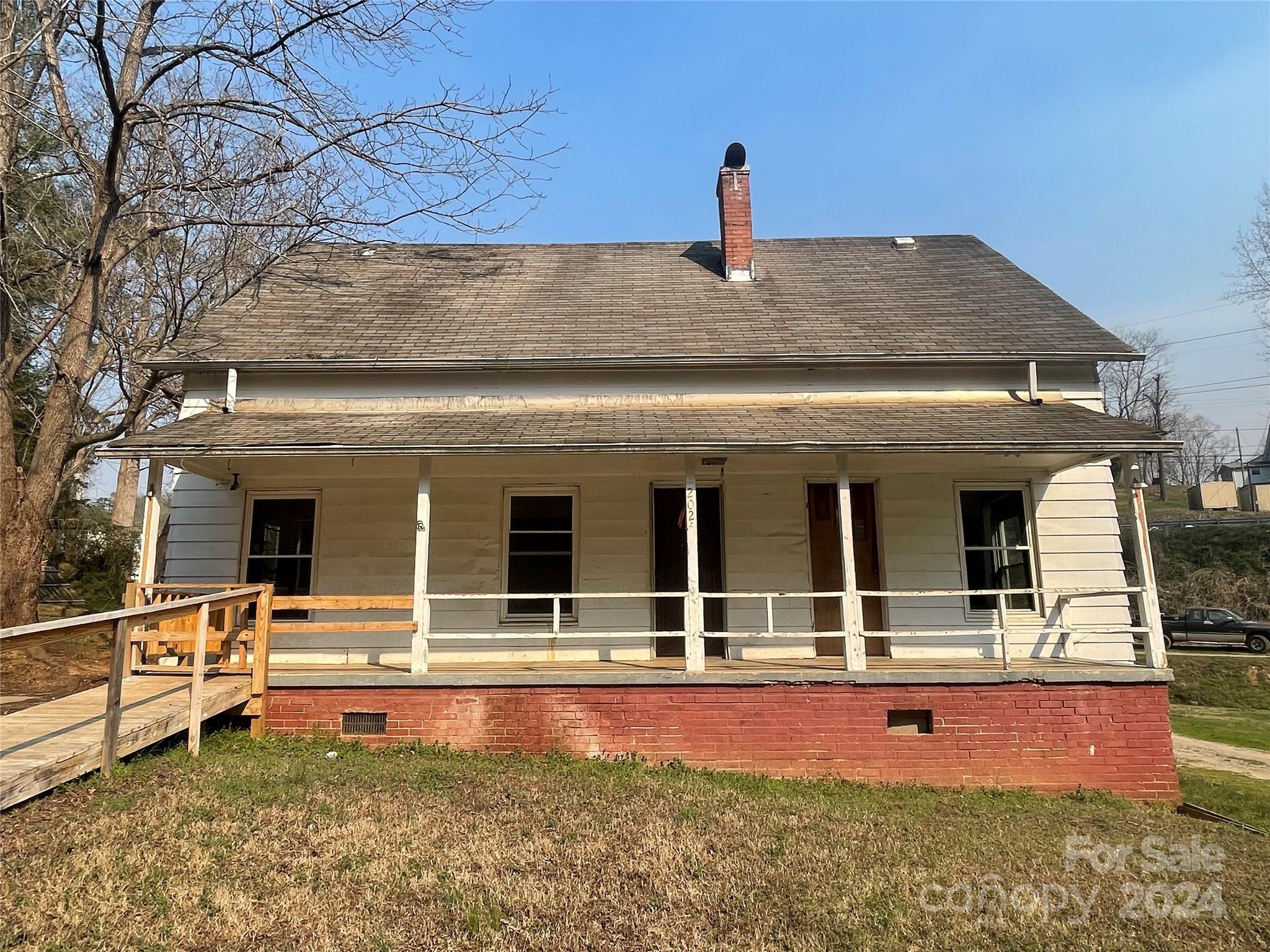 202 Hickory Street 21