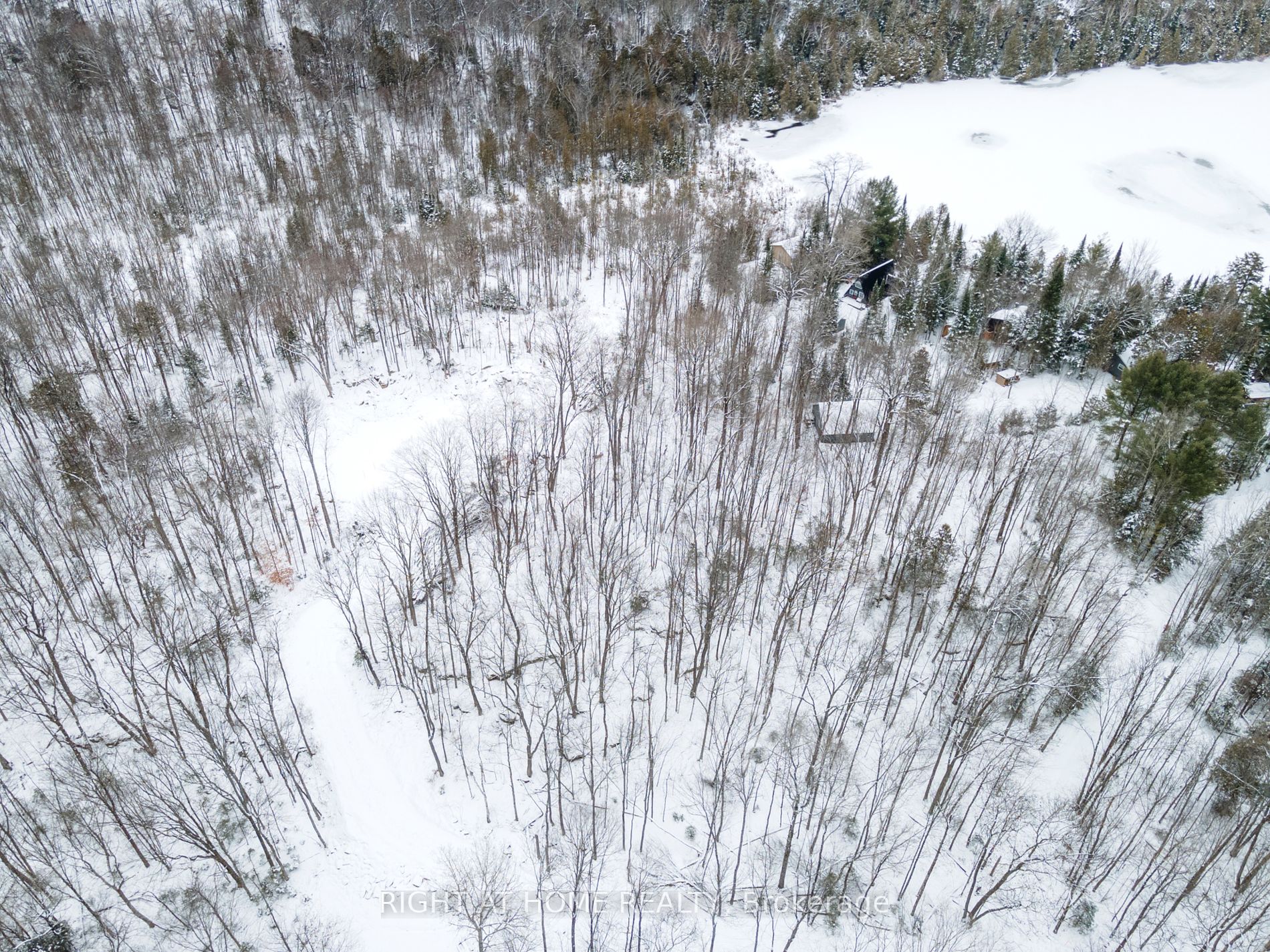 0 S Riding Tr