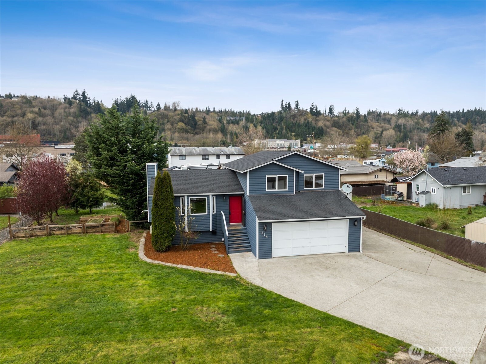Welcome home to this beautifully updated 1,750 sq ft tri-level in the heart of Algona! Nestled on a .28-acre lot, this 3-bedroom, 1.75-bath gem perfectly blends modern upgrades with cozy comfort. Step inside to discover a renovated kitchen featuring gleaming quartz countertops, a stylish tile backsplash, and sleek stainless steel appliances, all bathed in abundant natural light. The inviting family room is the perfect gathering space, boasting elegant French doors that open to your private backyard area. Entertain with ease in the expansive, partially fenced yard. Highly practical floor plan including an attached 2-car garage, an extensive driveway, and dedicated RV parking. This move-in ready home offers the perfect Pacific Northwest lifestyle. Don’t miss out!