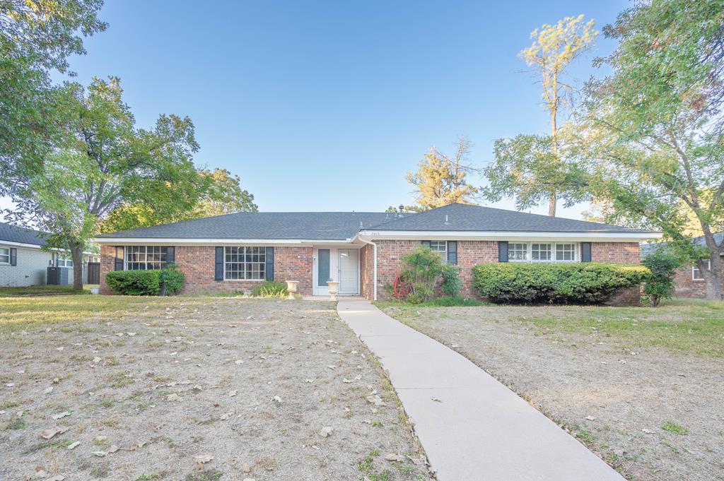 Nestled in Fair Oaks Estates, this four-bedroom, two-bathroom home in the heart of Midland features two living areas and a spacious primary bedroom, offering endless possibilities. Conveniently situated near parks, schools, shopping, and restaurants. Seller is selling as-is. Contact your realtor to bring your vision to life!