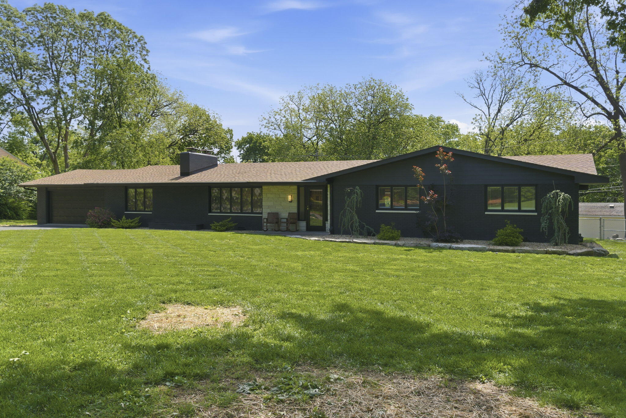 2304 S Inglewood Road