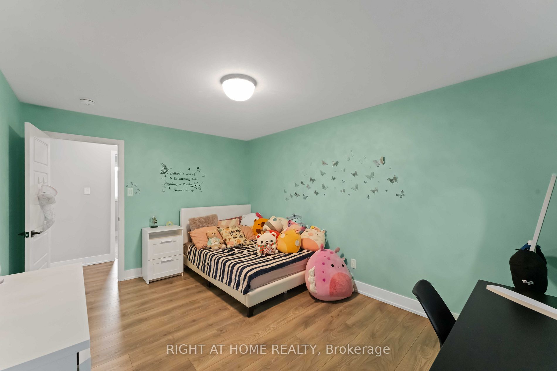 101 Green Ash Ave