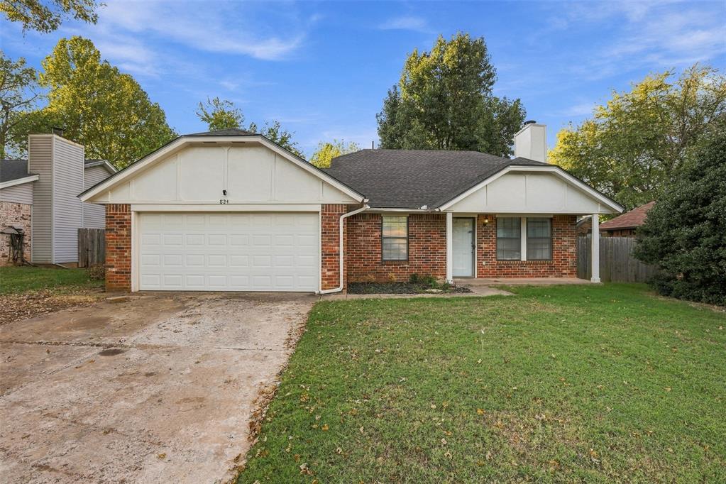Welcome to this well-maintained 2-bedroom, 2-bathroom home located in the highly sought-after city of Norman! Featuring a spacious 2-car garage and a thoughtfully designed layout, this home offers comfort, convenience, and functionality. The home has been well cared for, providing a wonderful opportunity for its next owner. An added bonus is the recently installed filtered drinking water system, just one year old, offering added convenience and peace of mind. Whether you're a first-time homebuyer, looking to downsize, or searching for your next investment property, this Norman home is full of potential and ready for its next chapter!