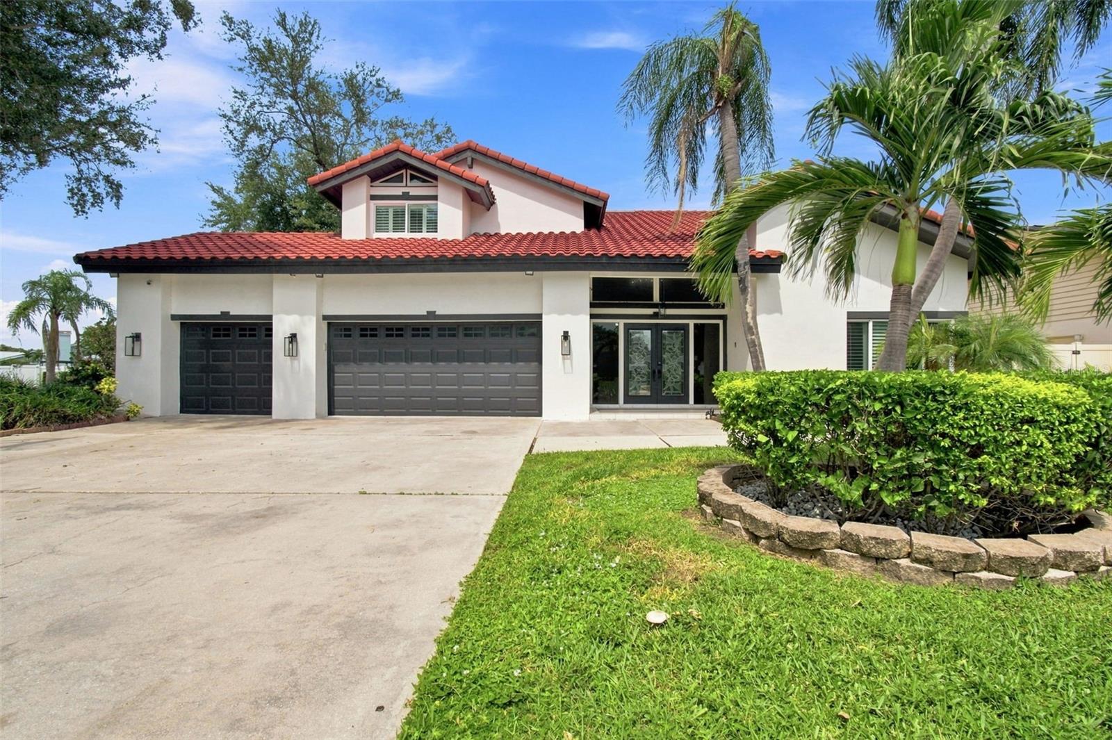 4123 Crosswater Drive, Tampa, FL