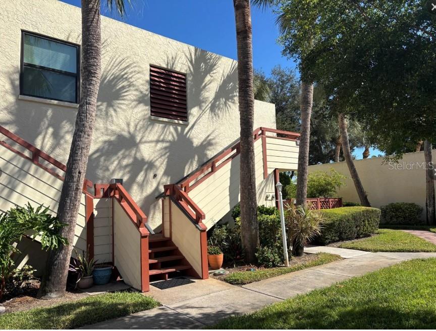 523 Spring Lakes Boulevard 523