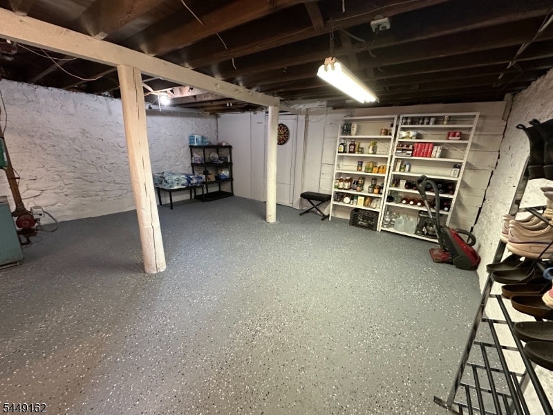17 N Lincoln Ave — photo 14 of 15