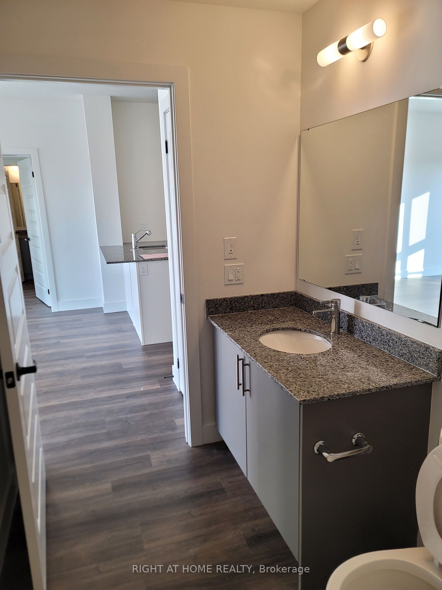 1101 Lackner Pl 414