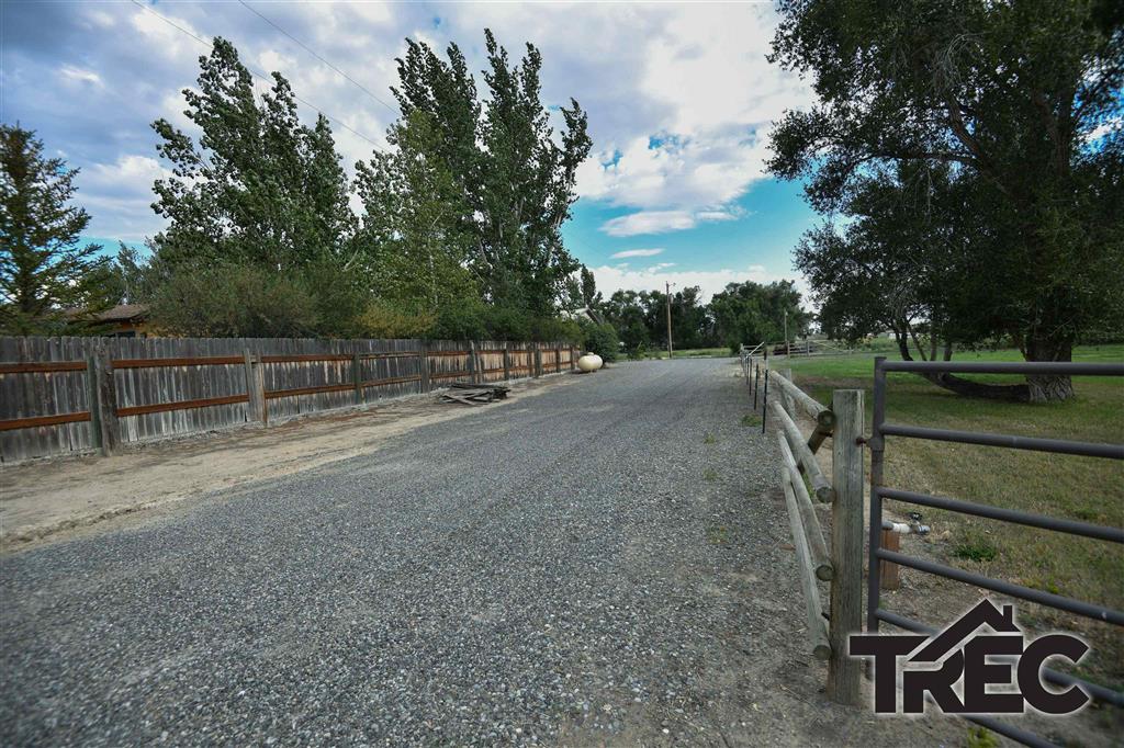 1040 Road 1
