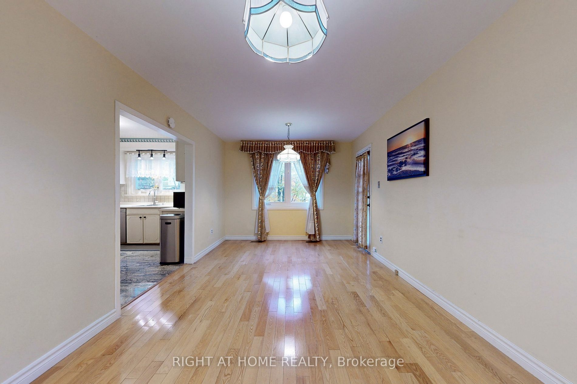 2 Farmview Cres