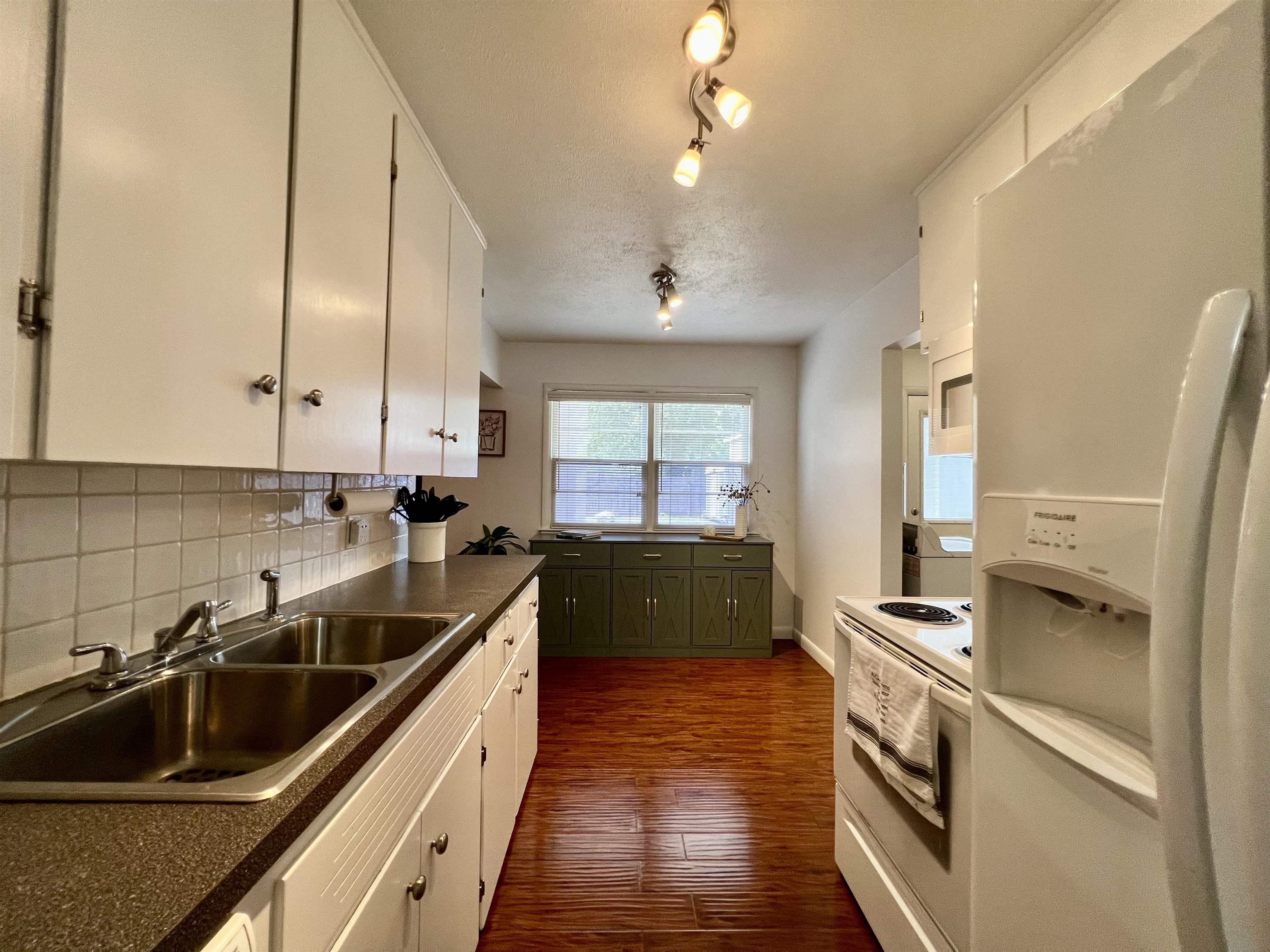 1815 N 9th