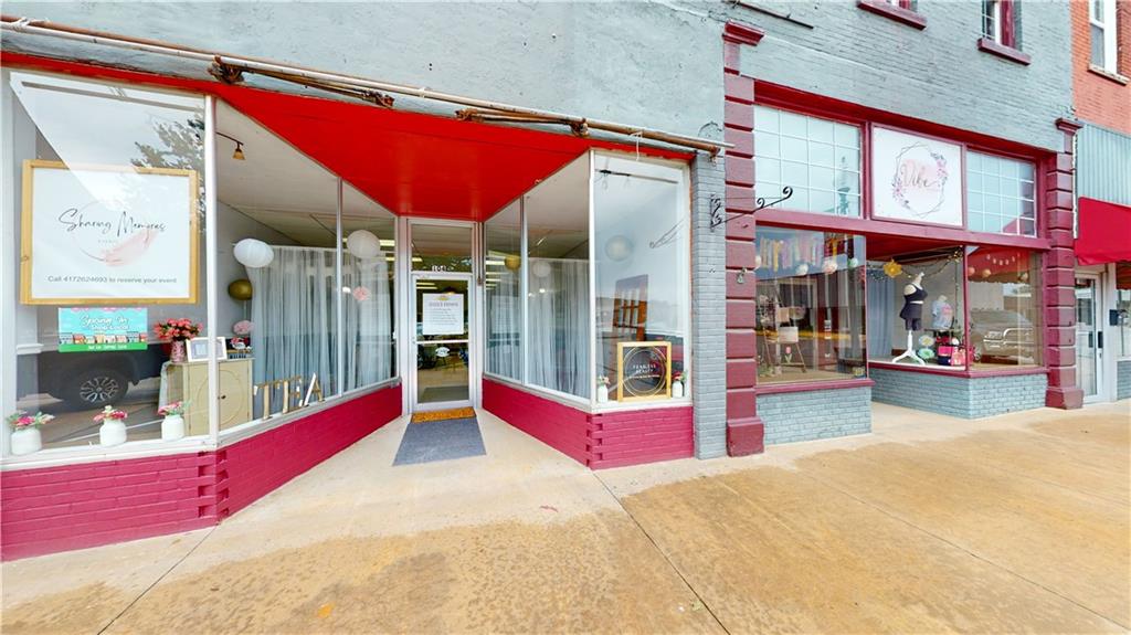 102-104 W 10th Street