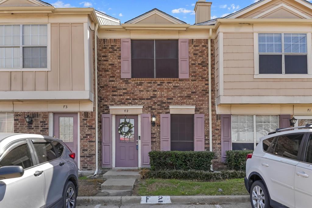 621 Carriagehouse Lane 2
