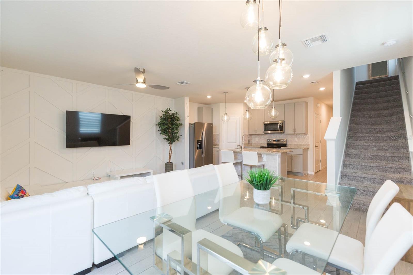 2760 Emory Sound Place