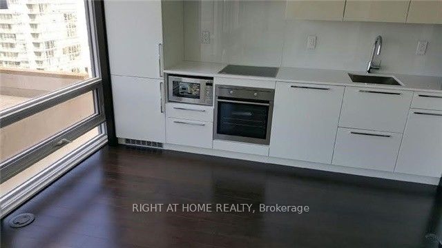 15 Grenville St 2604