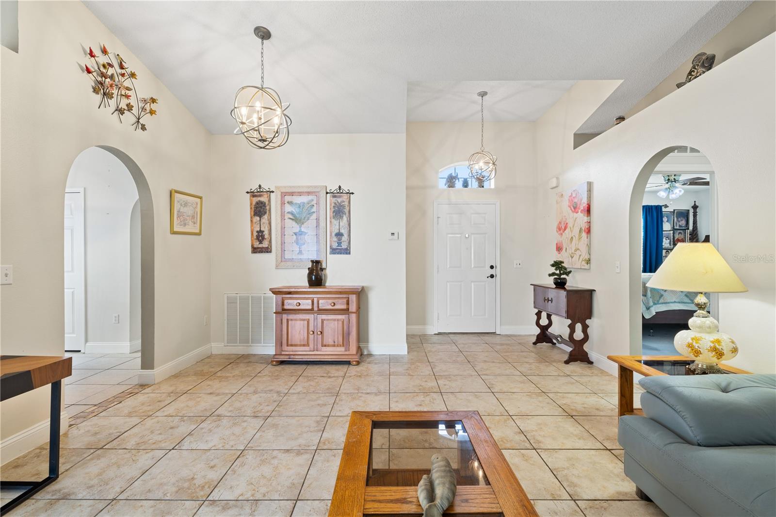 2912 Belle Lane