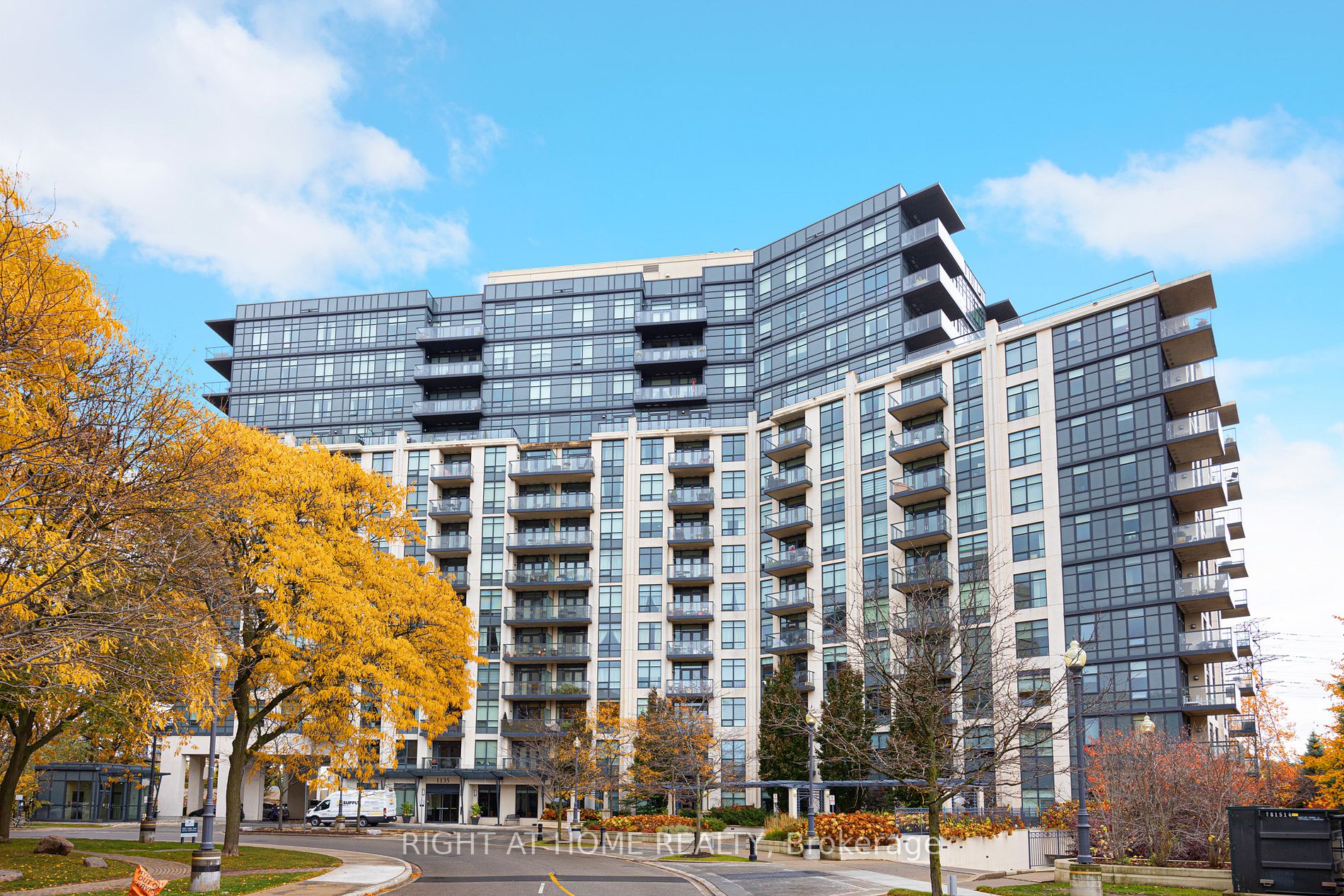 1135 Royal York Rd 103