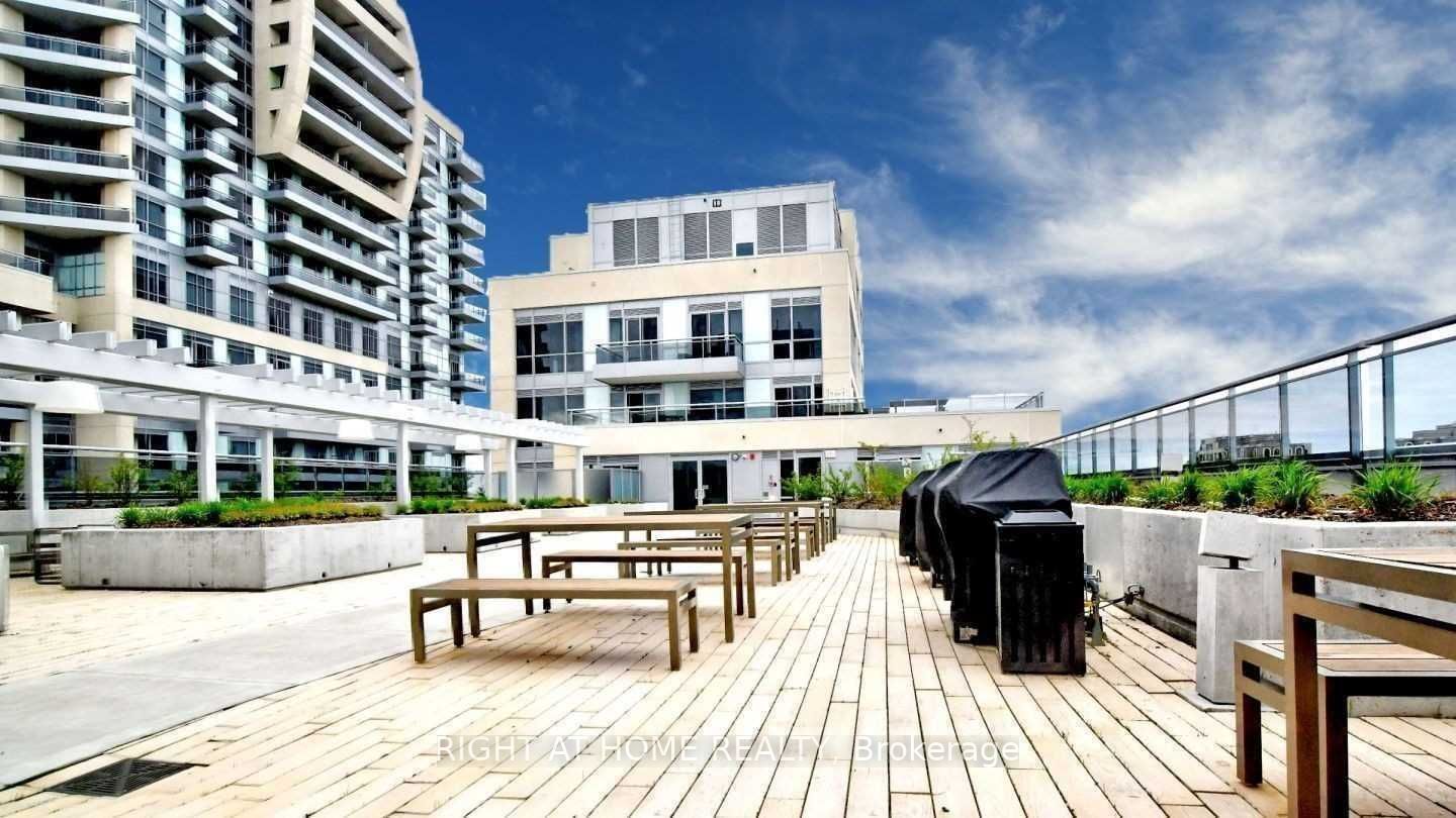 9199 Yonge St 517