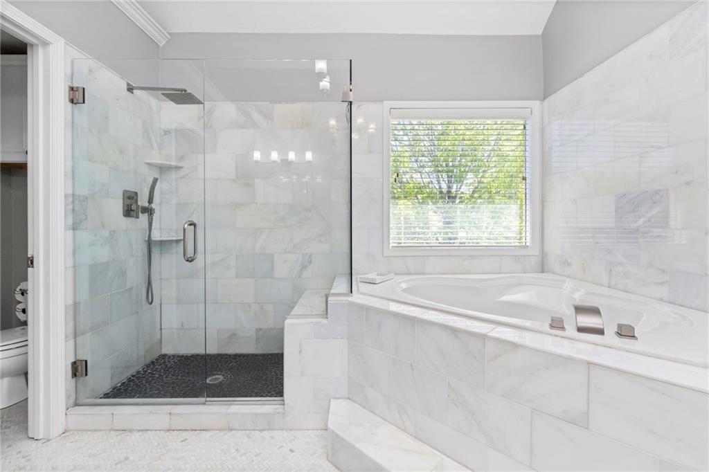 9407 W 124th Terrace