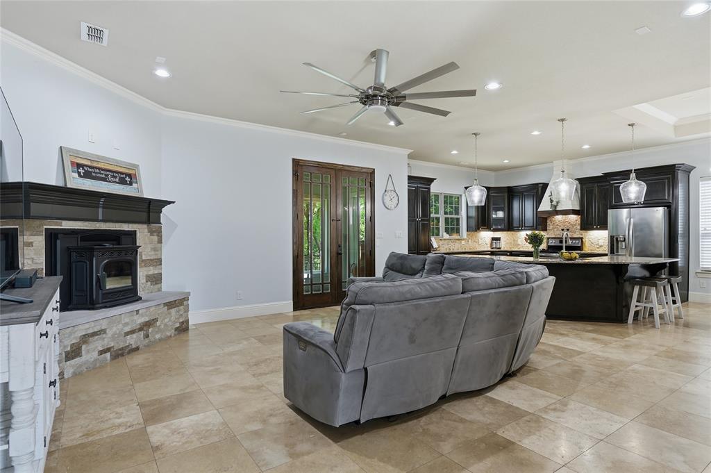 1611 Moreland Drive