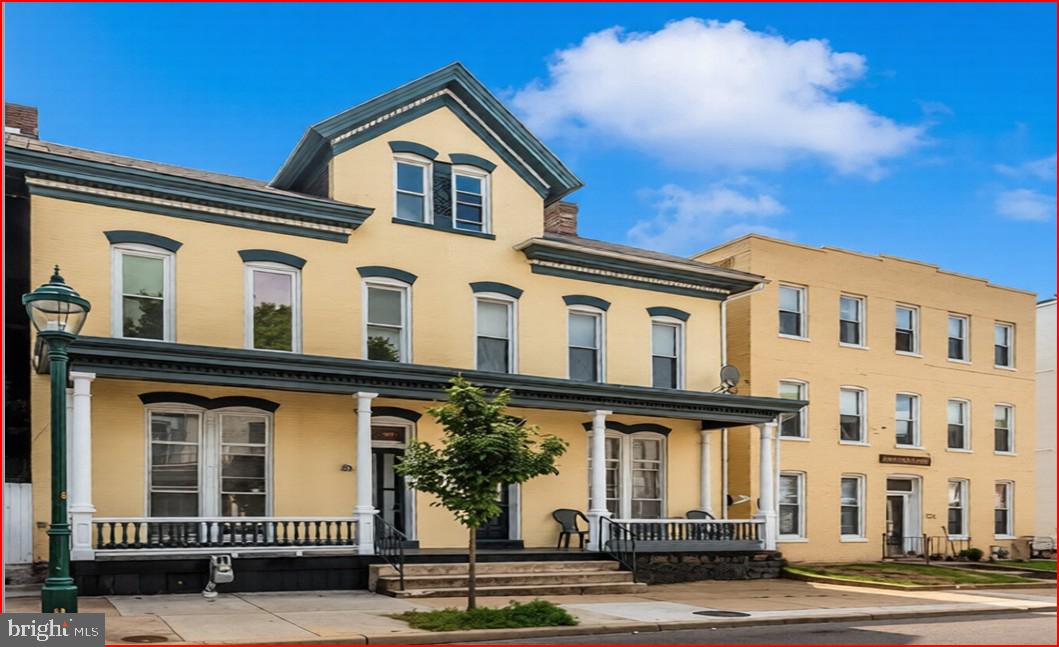 220-226 Summit Avenue