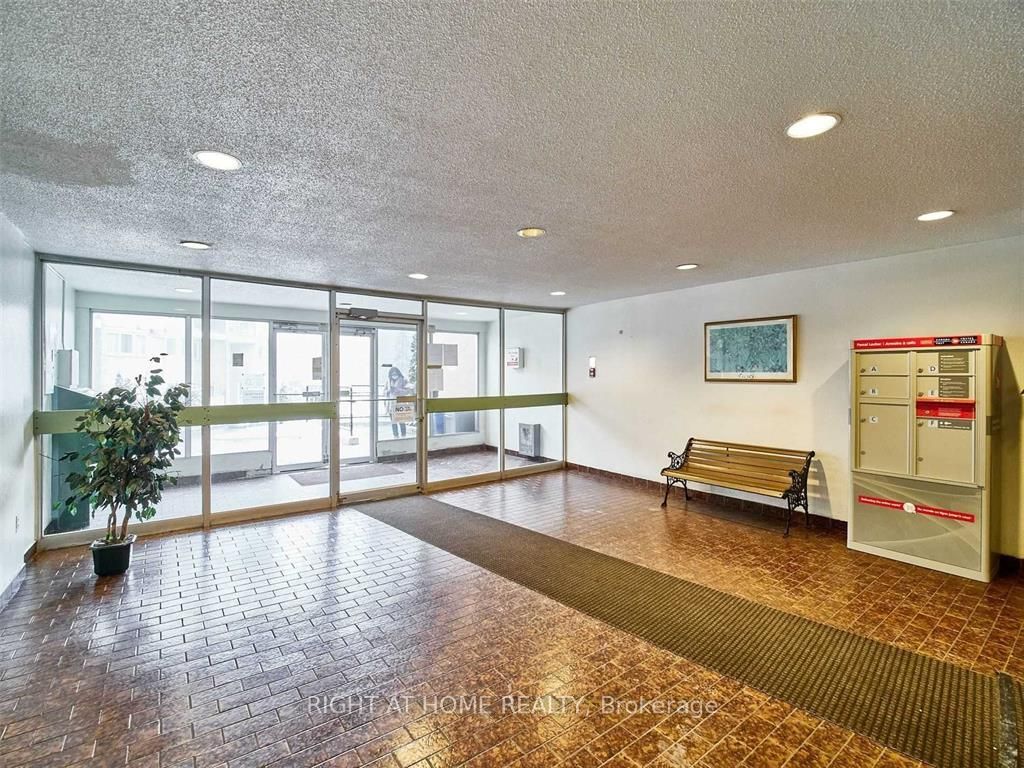 100 Mornelle Crt 1102