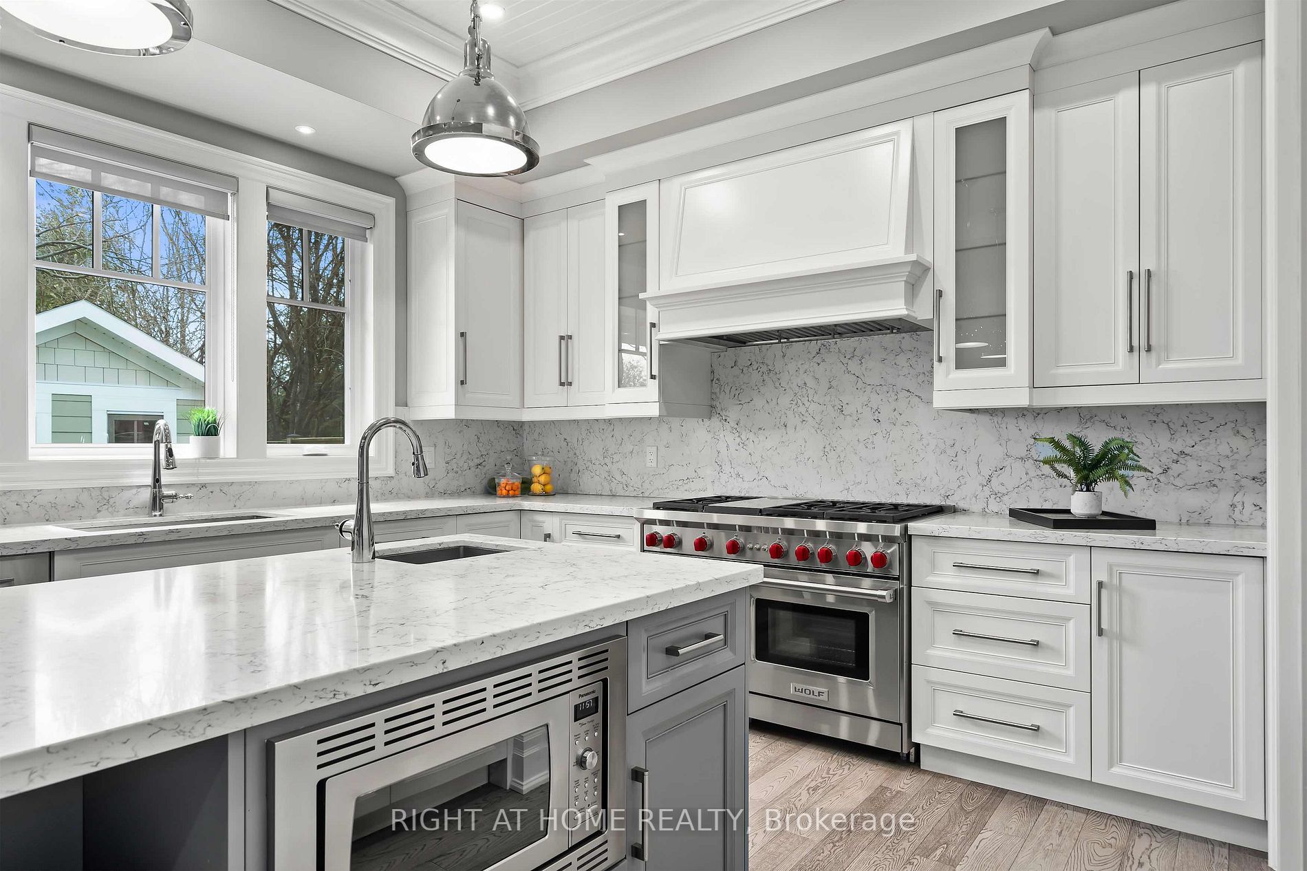 1338 Tansley Dr