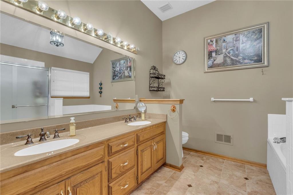 17613 W 112th Street