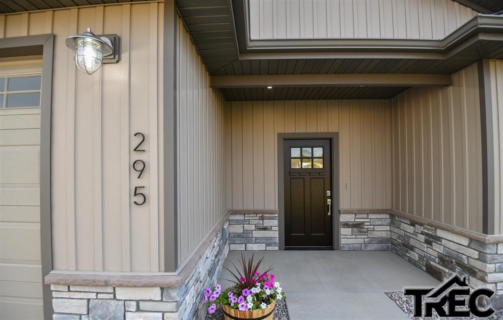 295 Cullman Dr
