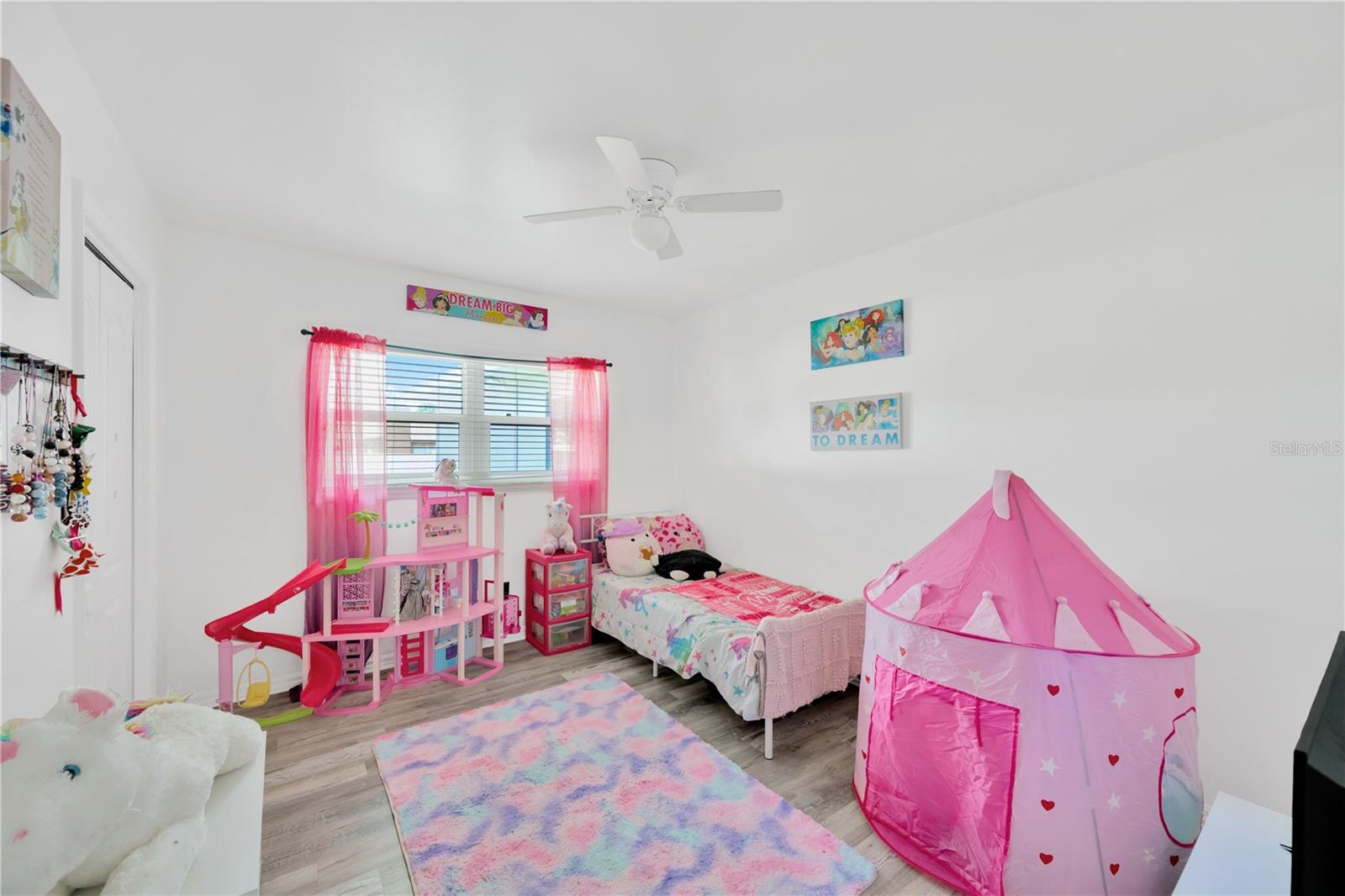 607 Carolyn Drive