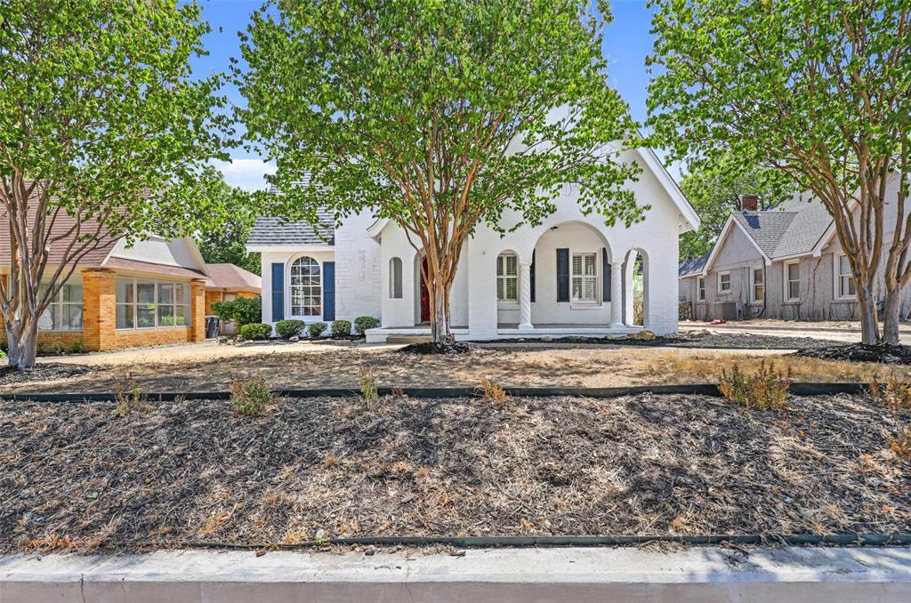 2563 S University Drive